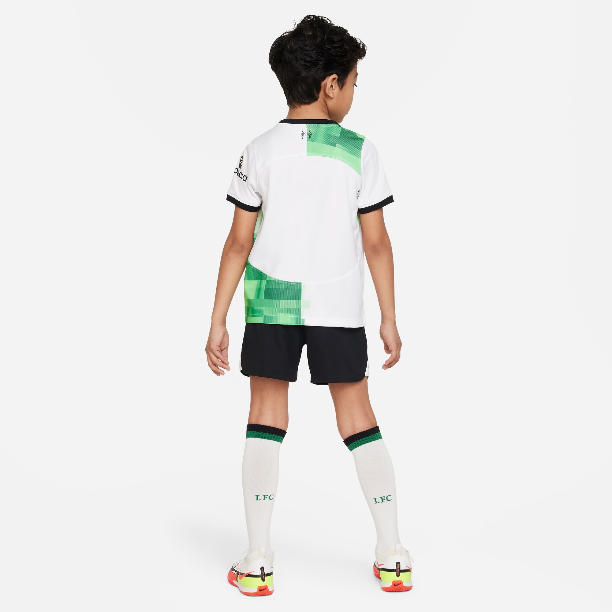 Equipación de 3 piezas Nike Dri-FIT para niños pequeños de la segunda equipación del Liverpool 23/24