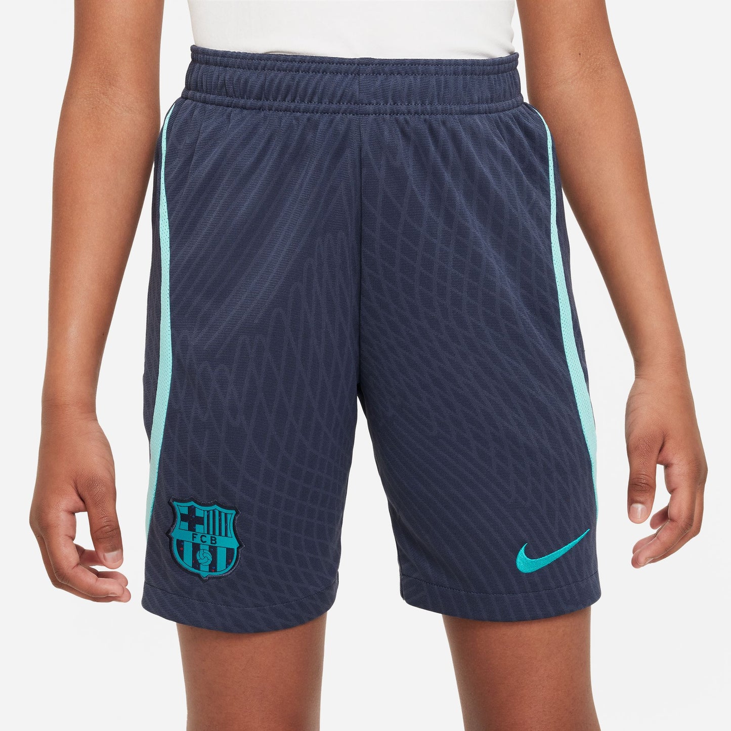 Barcelona Third 23/24 Big Kids' Nike Dri-FIT Football Shorts