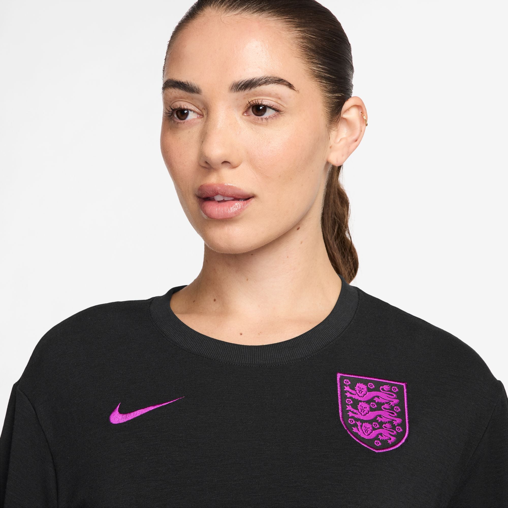 England Relaxed Curved Fit Nike One Dri-FIT Soccer Short-Sleeve Top