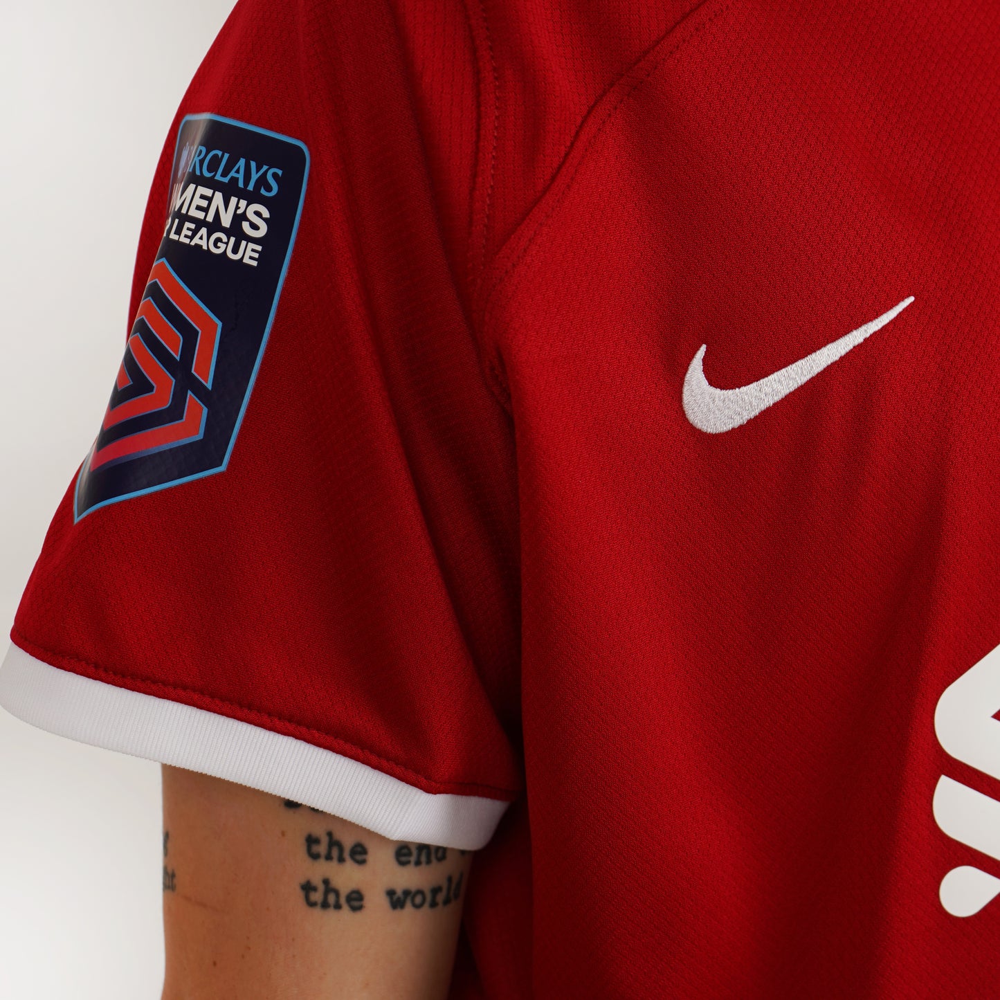 Liverpool F.C. 2023/24 Home Straight Fit Nike Stadium Jersey