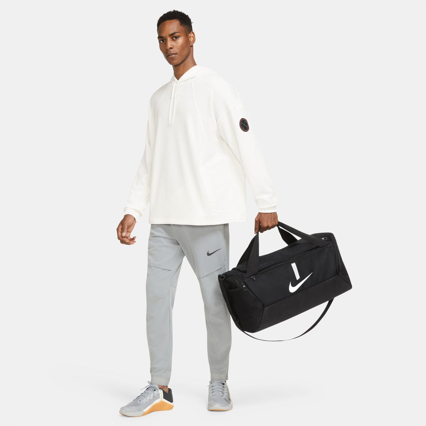 Nike Academy Team - Soccer Duffel Bag (Small, 41L) - Black