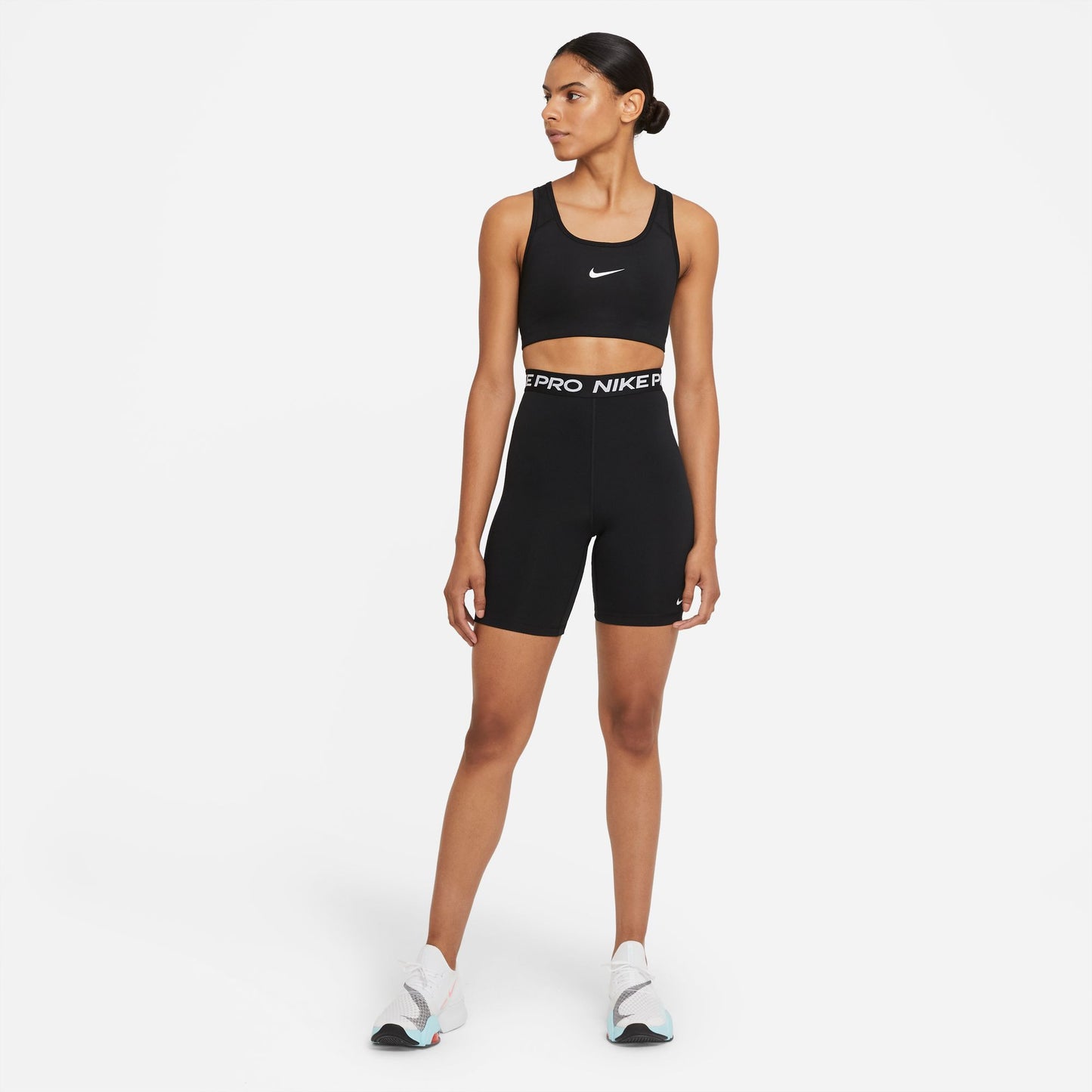 Nike Pro 365 - Women's High-Waisted 7" Shorts - Black